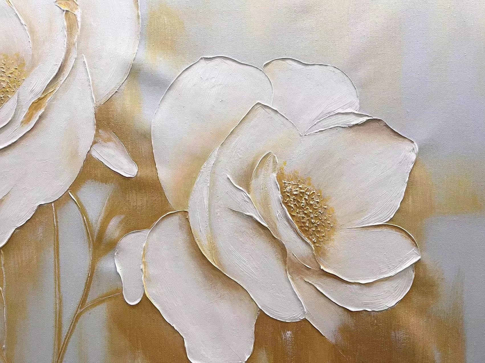 Golden Elegance – 3